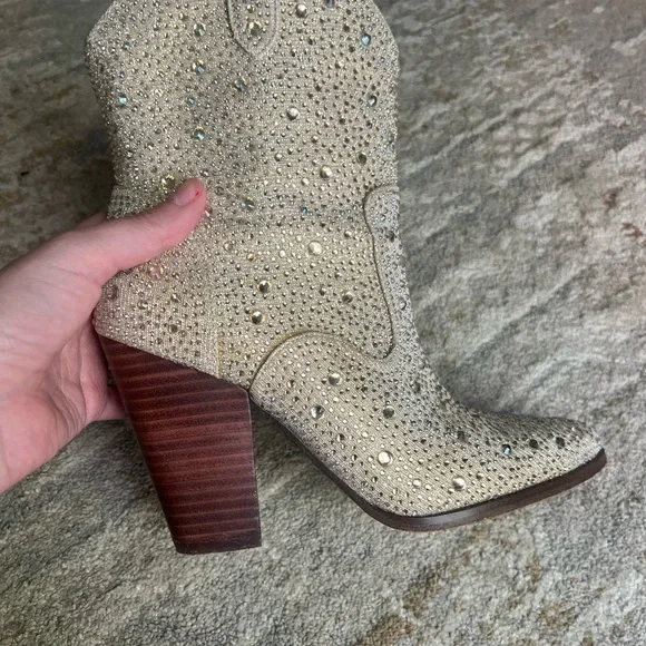 Jessica Simpson Cream Rhinestone Western Ankle Boots - Picture 7 of 11